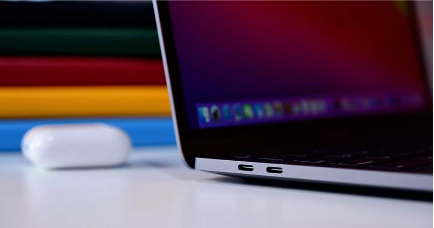 10 laptop xách tay macbook pro 2018