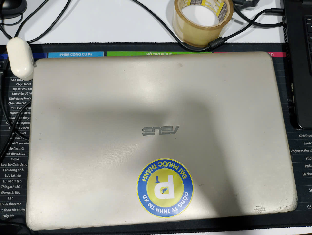 Laptop của khách hàng sau khi vệ sinh xong tại cửa hàng